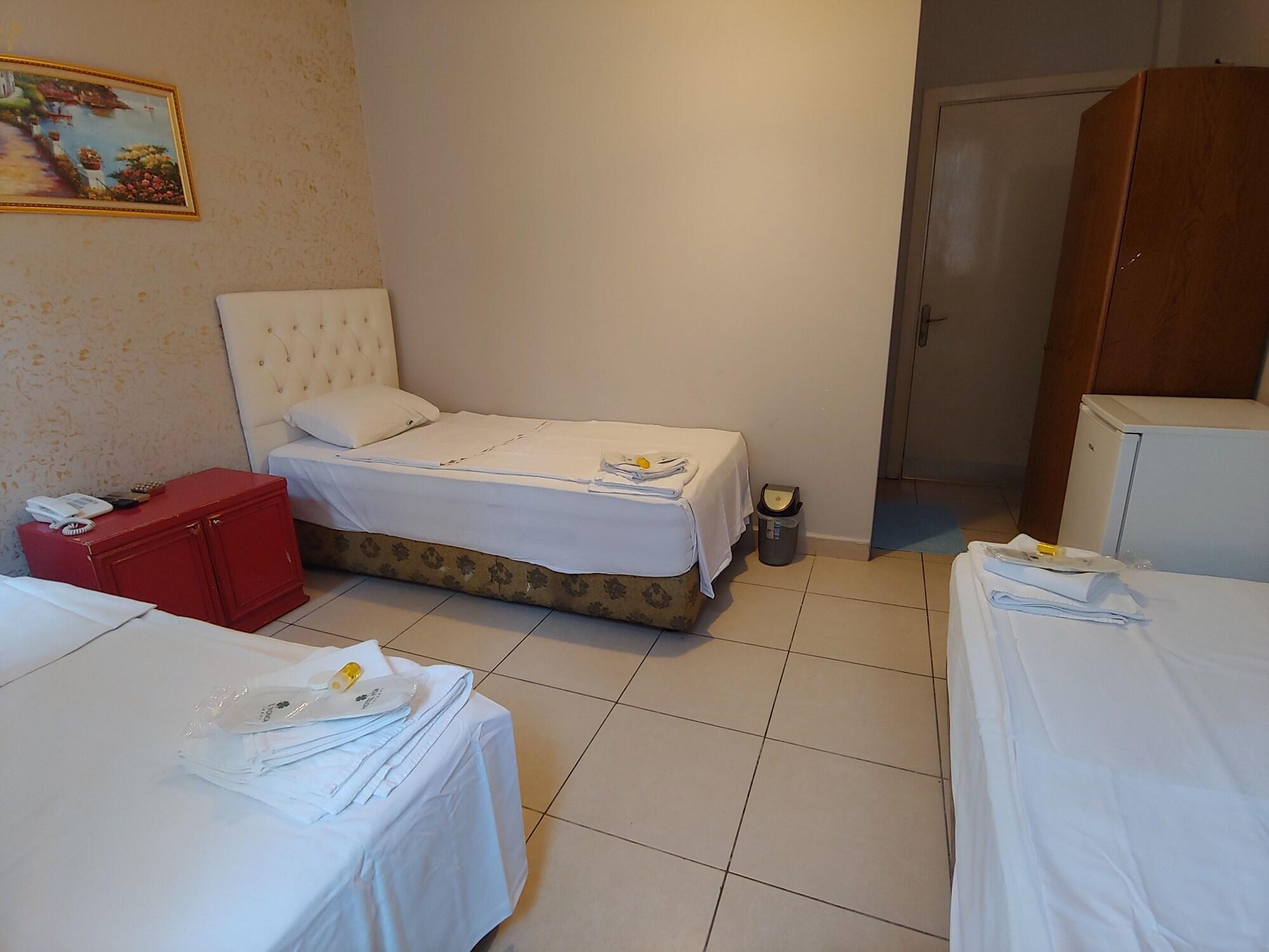 Hotel Yonca Istanbul Bagian luar foto