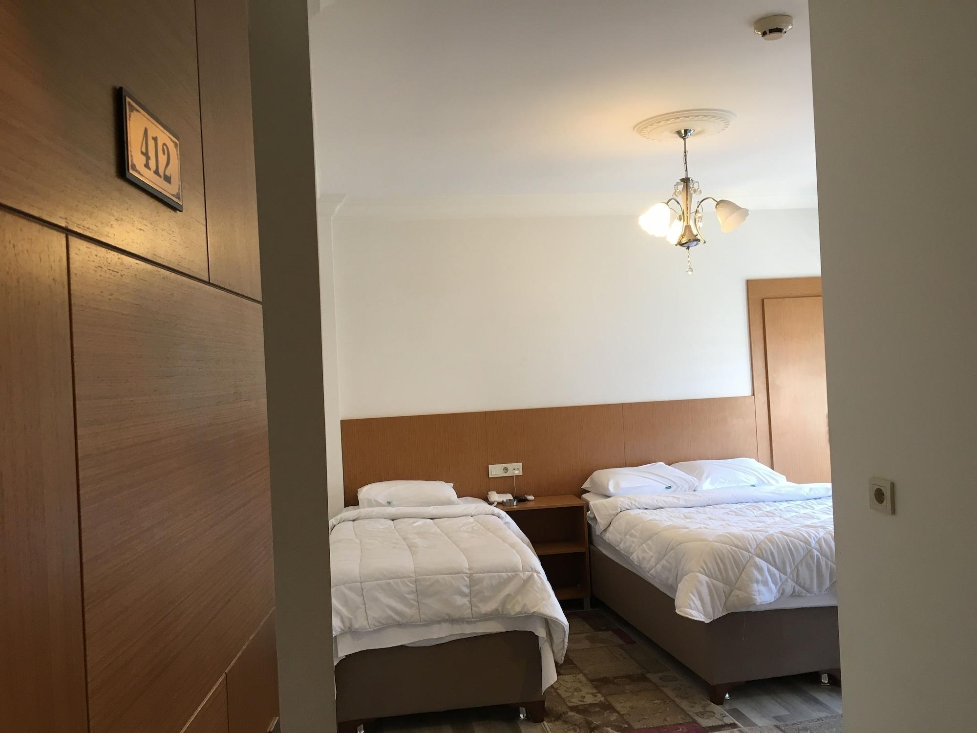 Hotel Yonca Istanbul Bagian luar foto