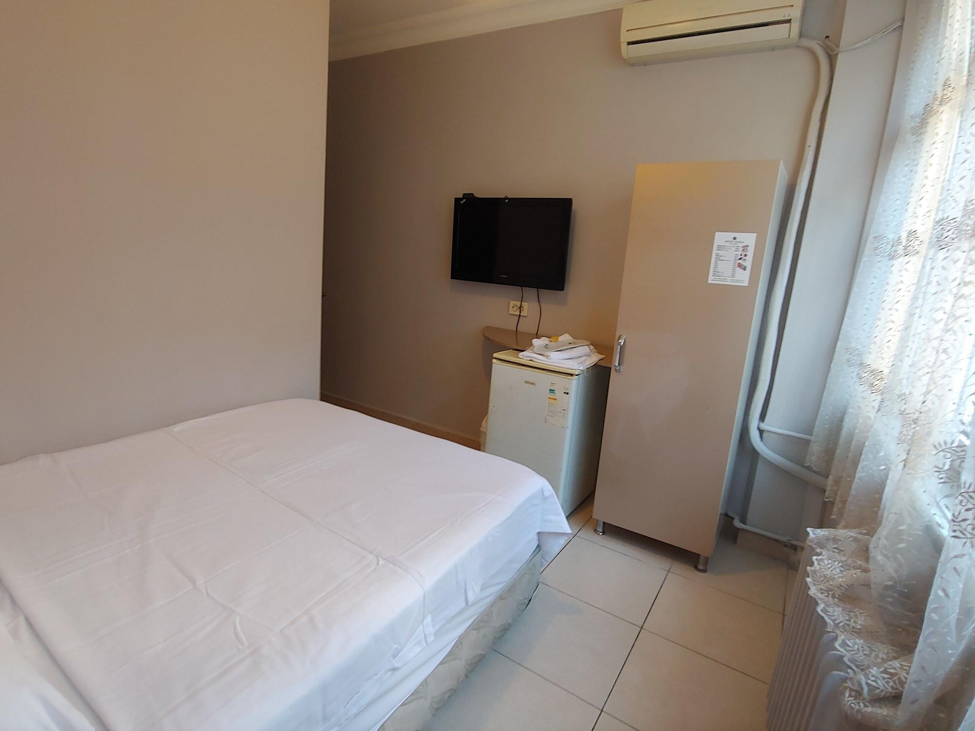 Hotel Yonca Istanbul Bagian luar foto