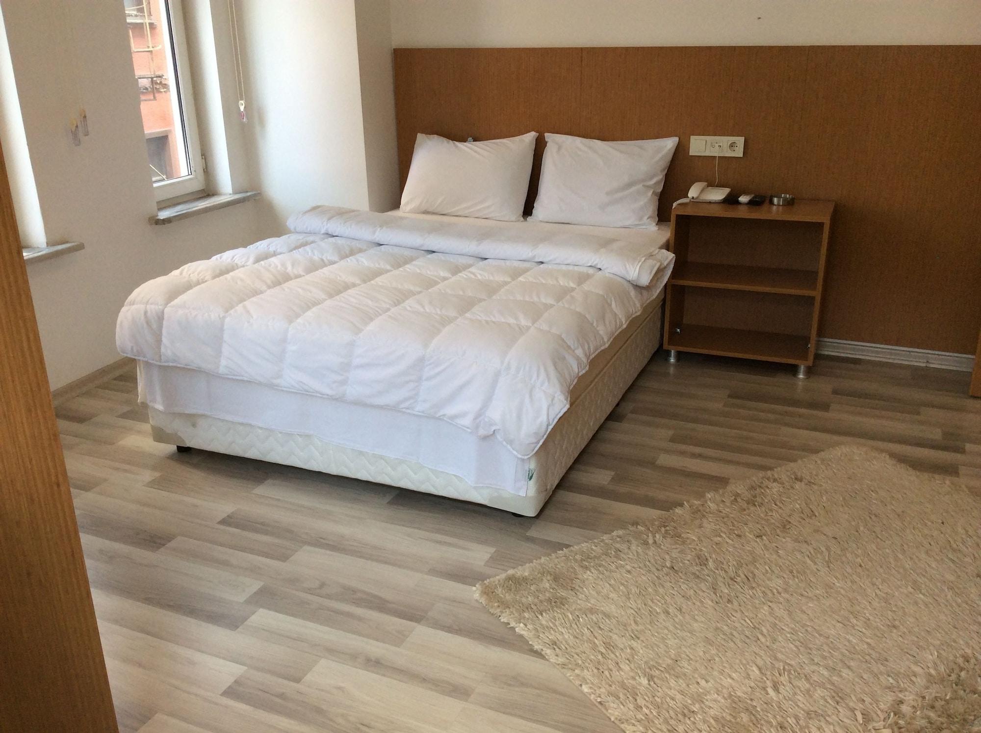 Hotel Yonca Istanbul Bagian luar foto