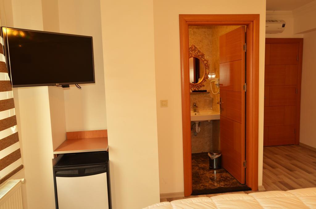 Hotel Yonca Istanbul Bagian luar foto
