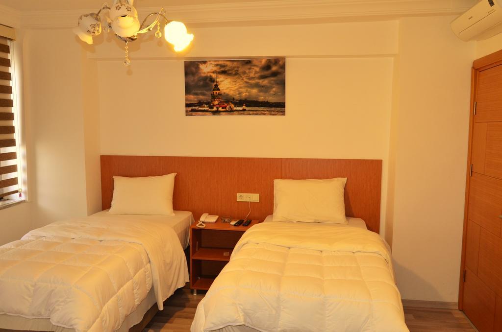 Hotel Yonca Istanbul Bagian luar foto