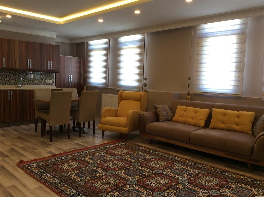 Hotel Yonca Istanbul Bagian luar foto