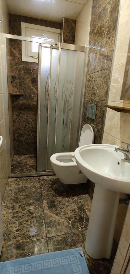 Hotel Yonca Istanbul Bagian luar foto